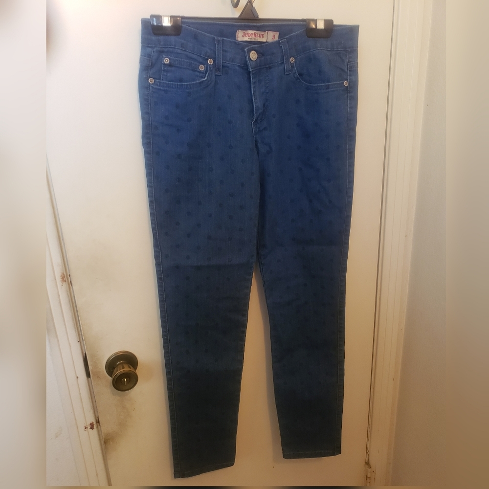 Skinny Jeans w/Polka Dots